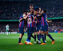 巴萨主场击败皇家社会，莱万梅开二度